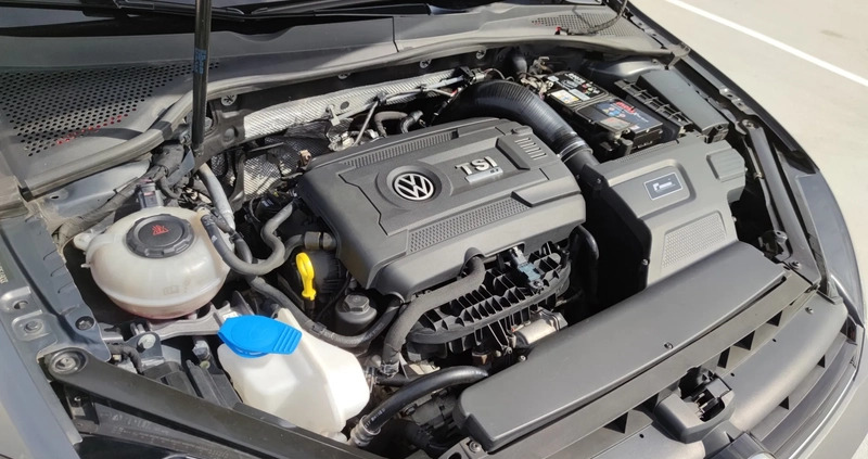 Volkswagen Golf cena 119900 przebieg: 152000, rok produkcji 2017 z Częstochowa małe 742